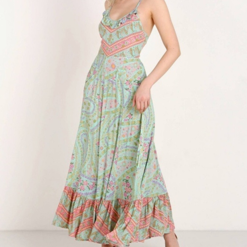 City Lights Strappy NWOT never worn Spell